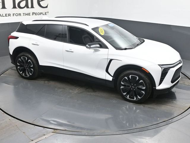 Certified 2024 Chevrolet Blazer EV RS image 37