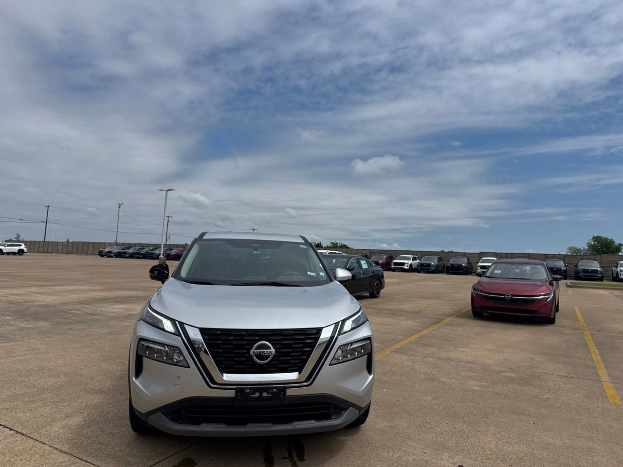 Certified 2021 Nissan Rogue SV FWD image 3
