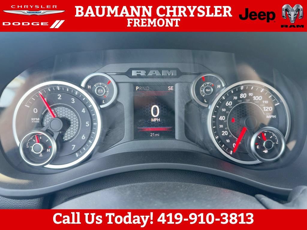 New 2026 RAM 2500 Big Horn AWD/4WD image 18