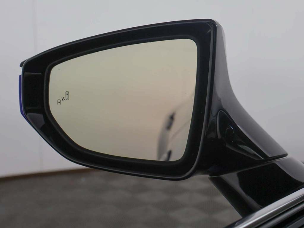Used 2021 Lexus IS 350 F Sport w/ Accessory Package 2 AWD/4WD image 36