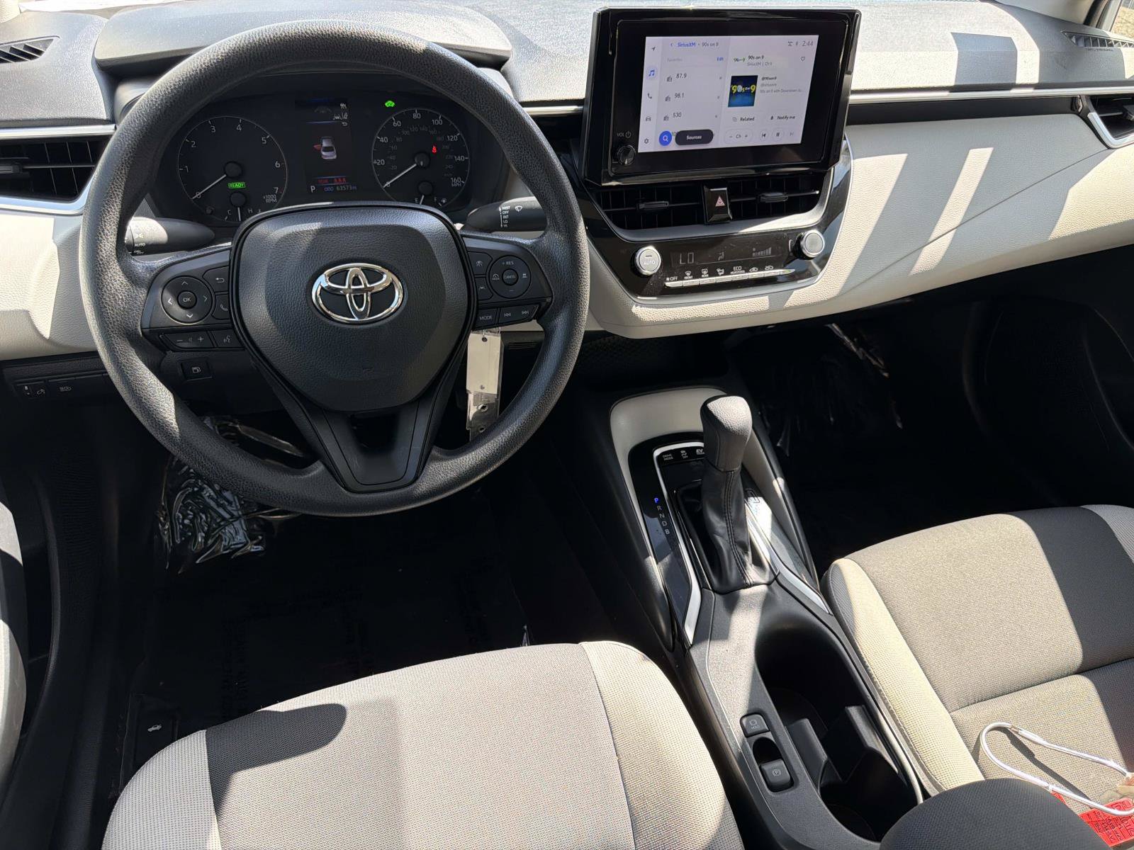 Used 2024 Toyota Corolla LE FWD image 6
