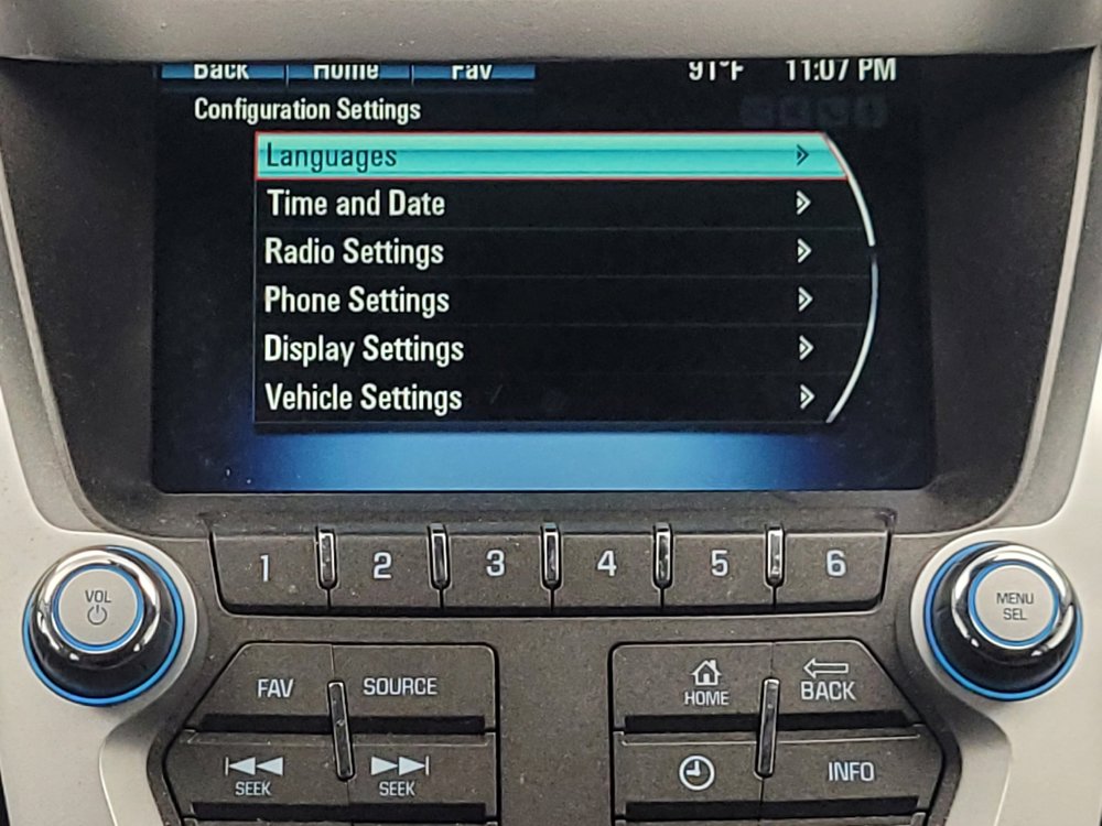 Used 2017 Chevrolet Equinox LS FWD image 25