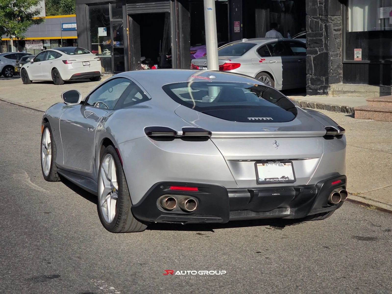 Used 2021 Ferrari Roma RWD image 7