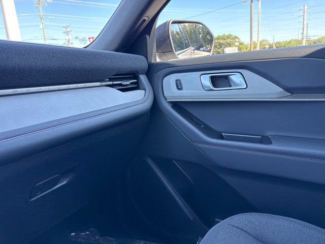 New 2027 Ford Explorer Active RWD image 36