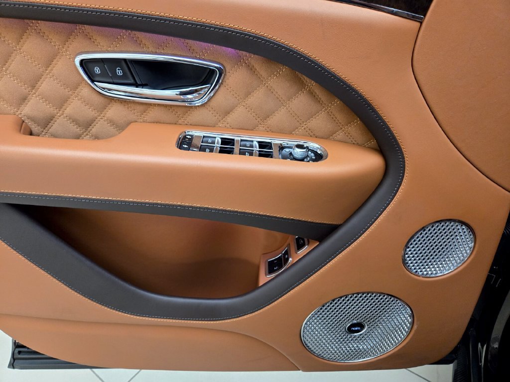 Certified 2023 Bentley Bentayga Speed AWD/4WD image 26