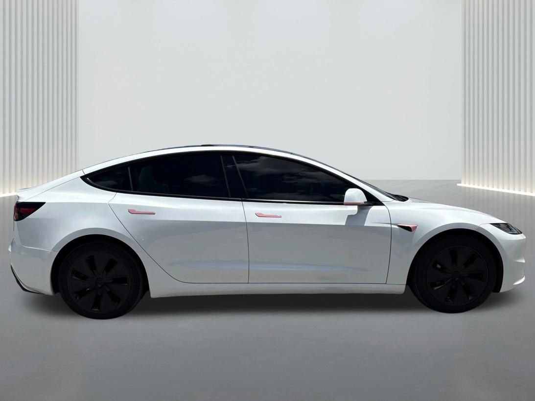 Used 2024 Tesla Model 3 Standard Range RWD image 4
