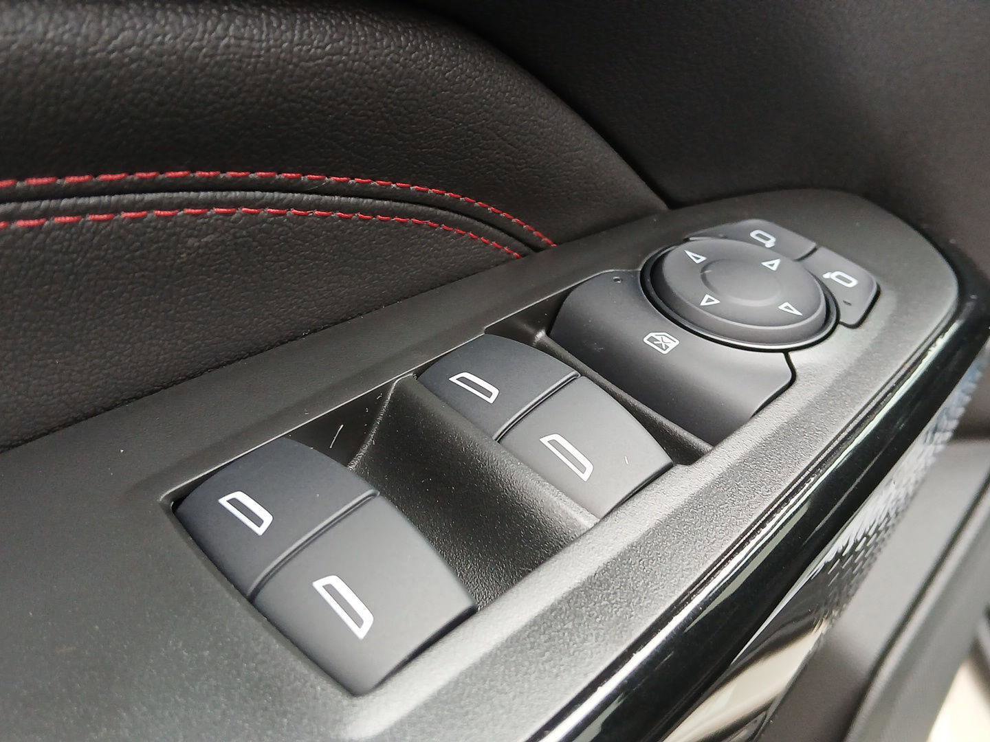 New 2026 Chevrolet Trax RS image 9