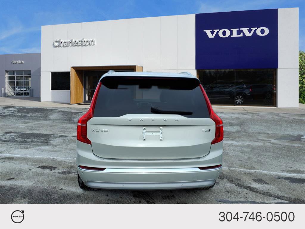 Used 2022 Volvo XC90 T6 Inscription w/ Climate Package image 4
