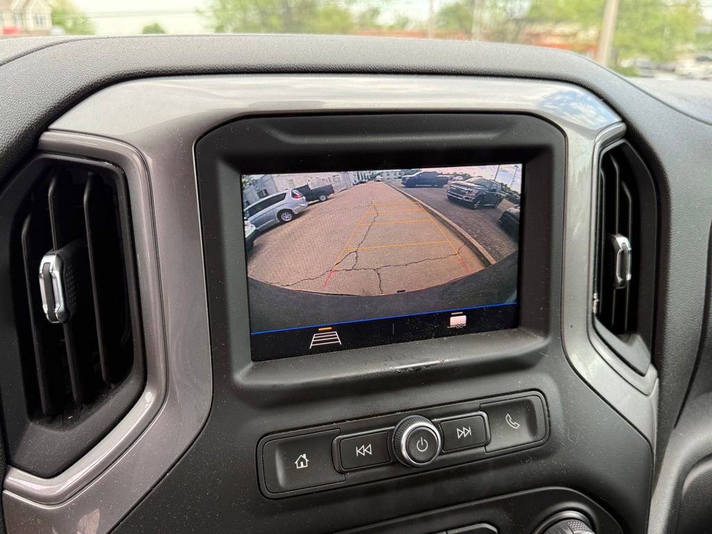 Used 2020 Chevrolet Silverado 1500 Custom w/ Custom Value Package AWD/4WD image 20