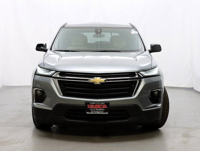 Used 2023 Chevrolet Traverse LS image 5