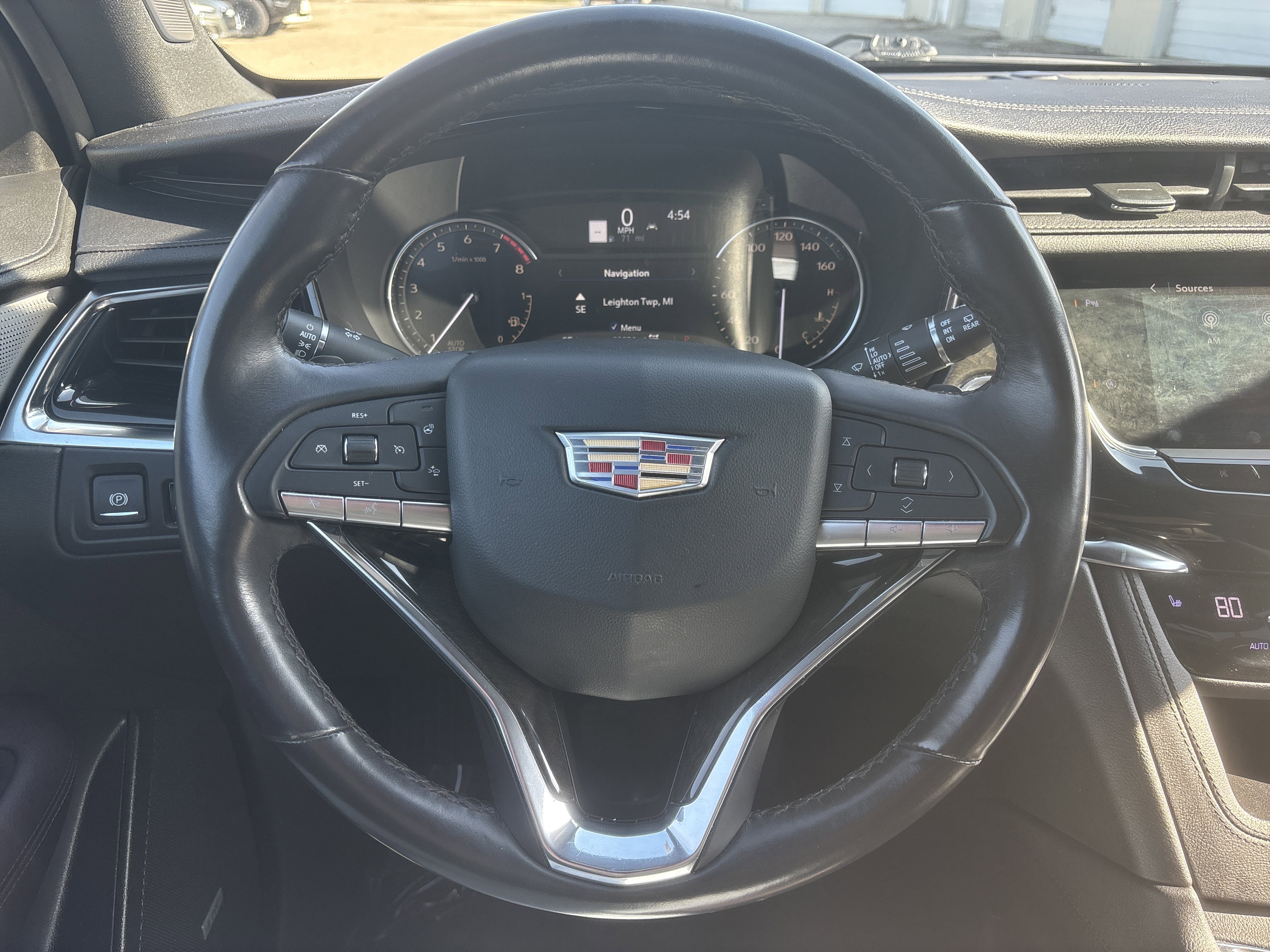 Used 2021 Cadillac XT6 Premium Luxury AWD/4WD image 25