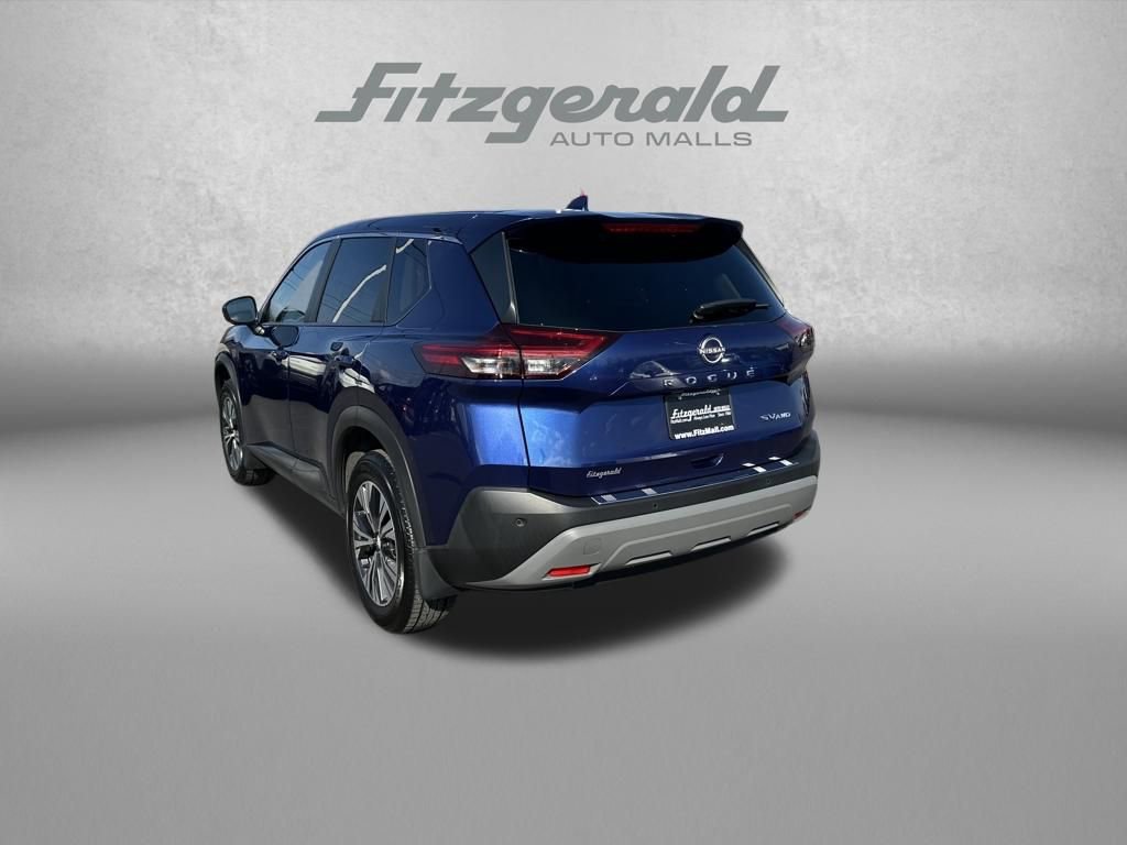 Used 2023 Nissan Rogue SV image 5