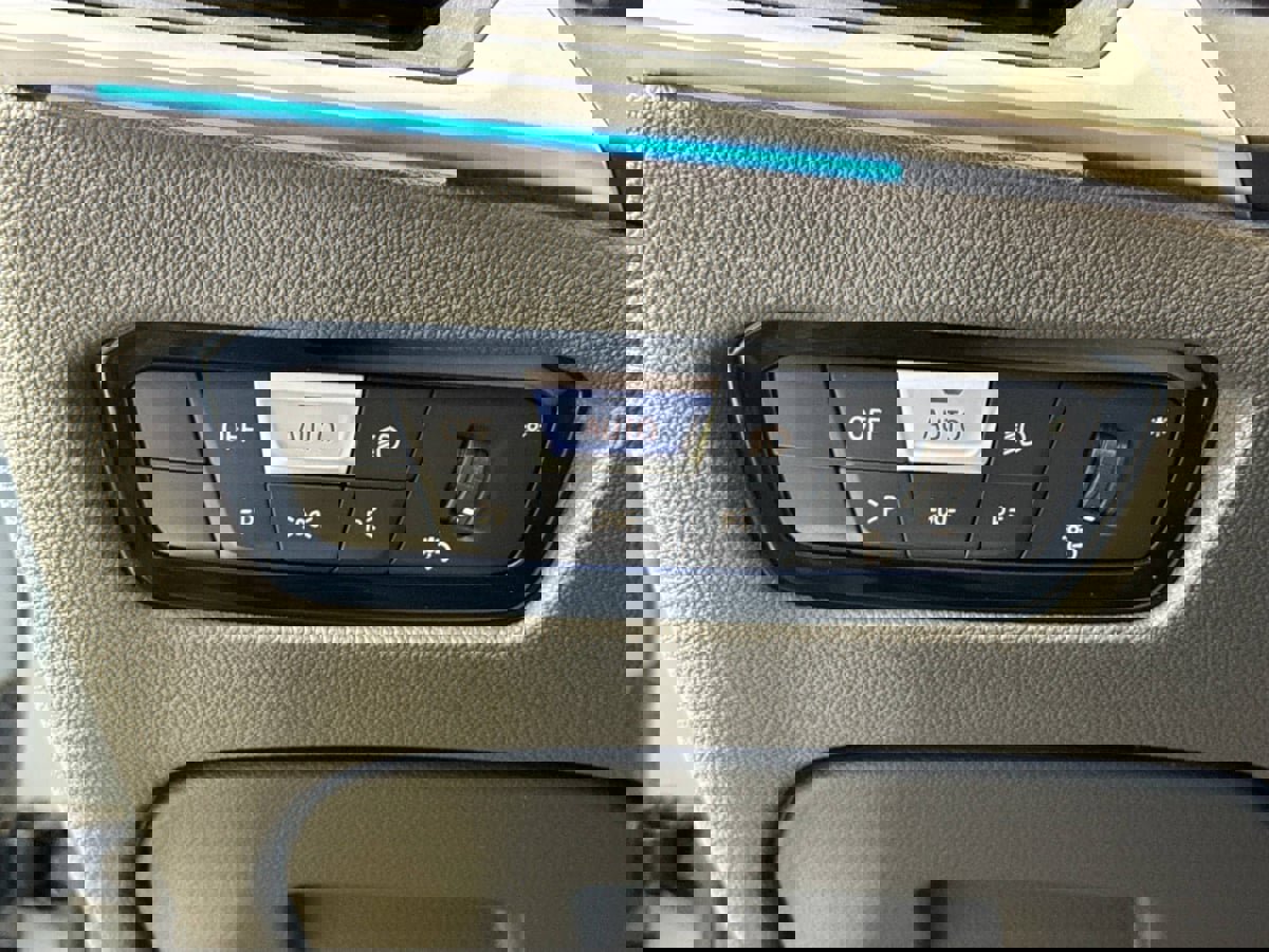 Used 2023 BMW M3 Competition w/ Executive Package image 12