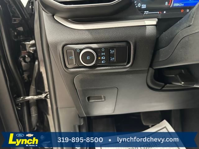 Used 2023 Ford Explorer XLT w/ Equipment Group 202A image 17