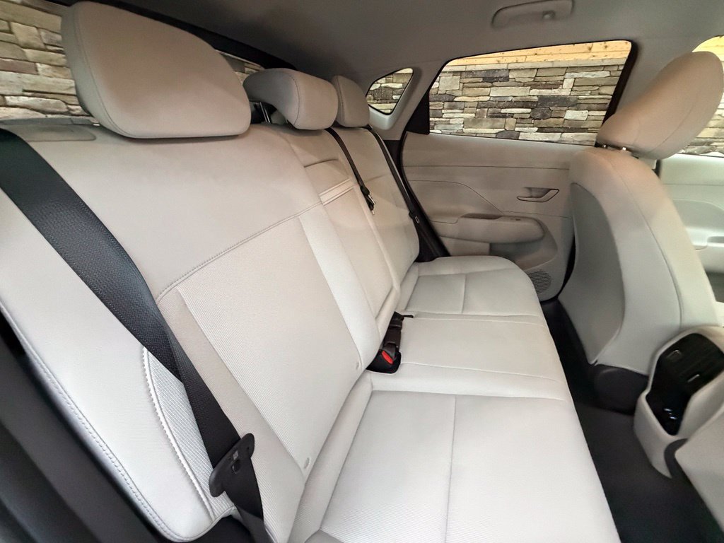 Certified 2024 Hyundai Kona SEL AWD/4WD image 50