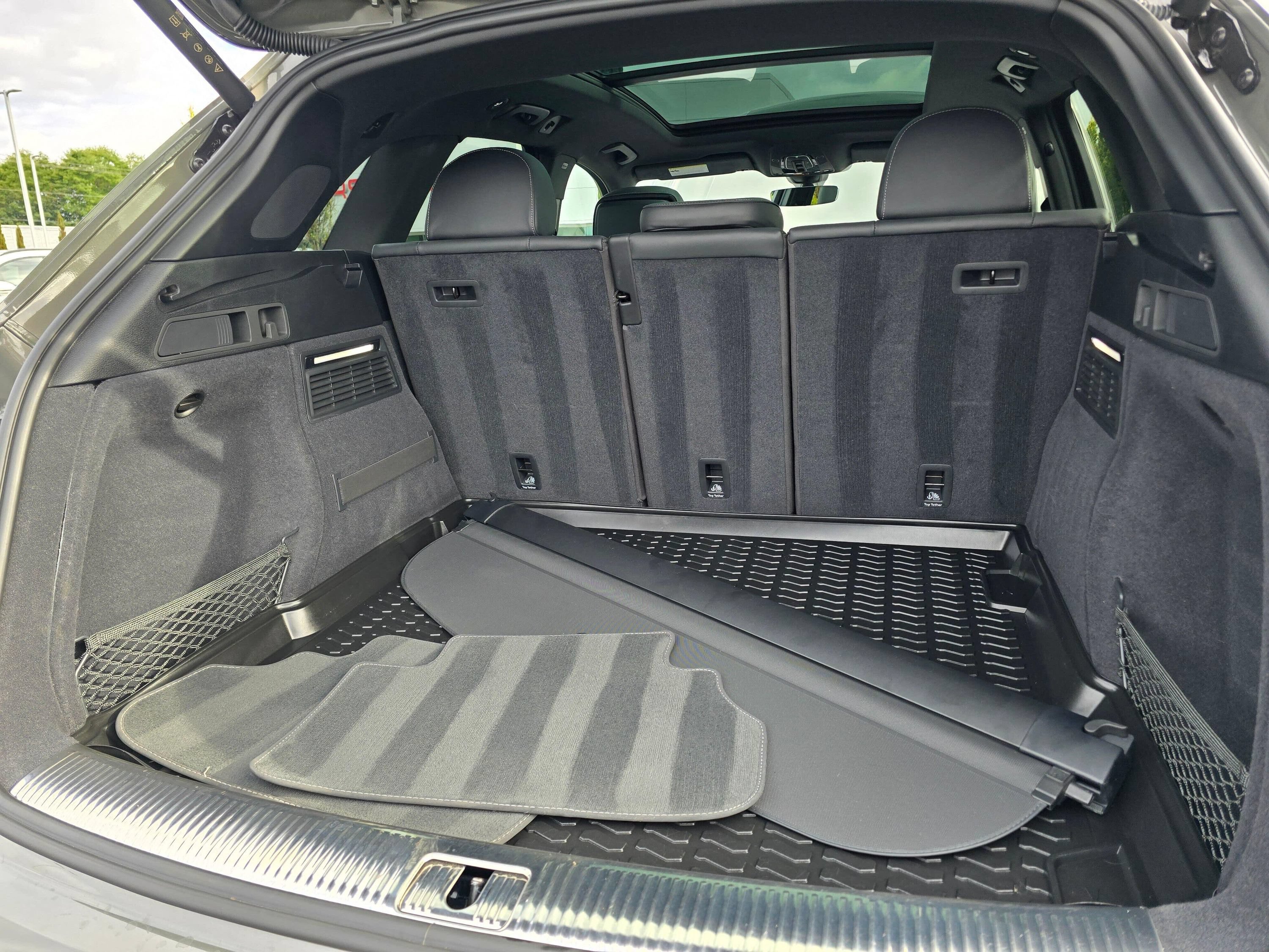 Used 2023 Audi SQ5 Prestige AWD/4WD image 23