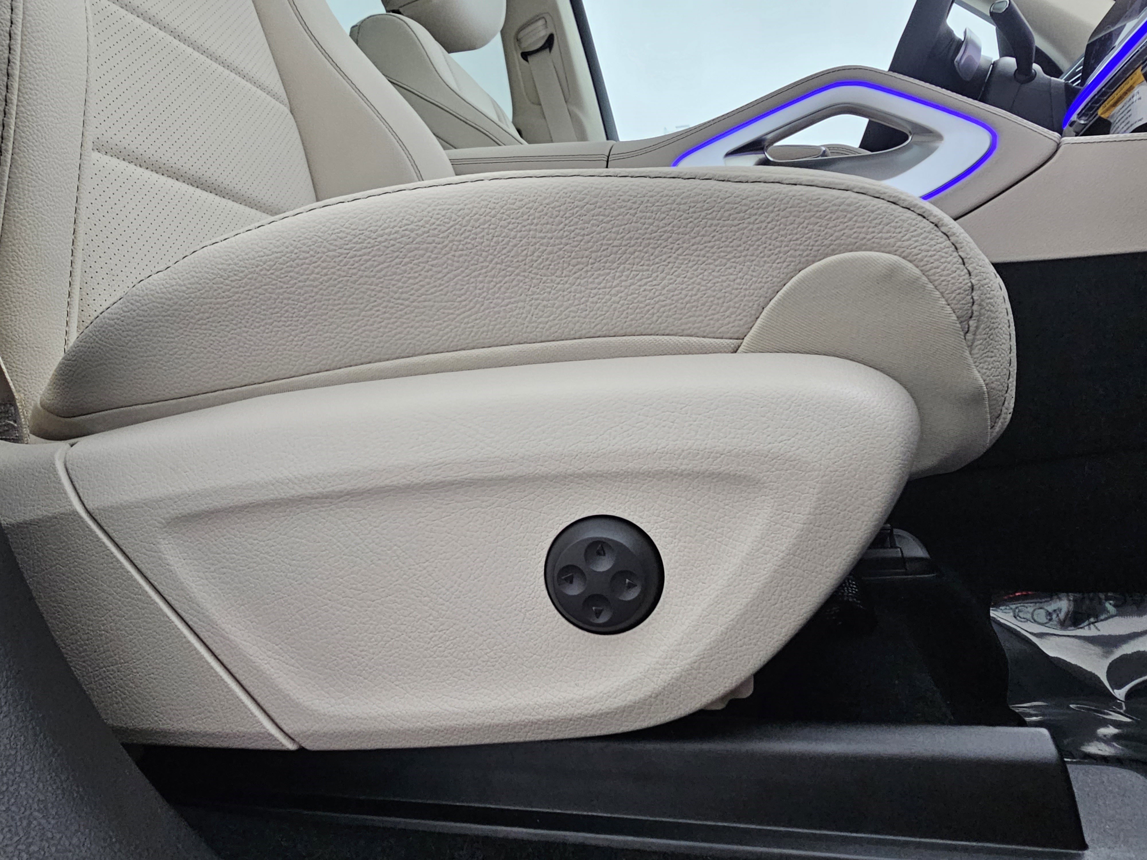 New 2026 Mercedes-Benz GLS 450 4MATIC image 14