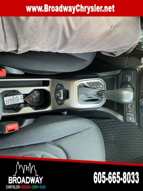 Used 2022 Jeep Renegade Latitude image 13