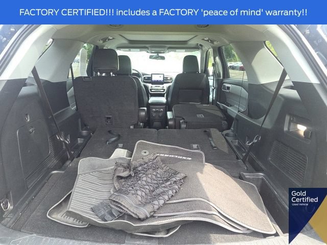 Used 2023 Ford Explorer XLT w/ Equipment Group 202A AWD/4WD image 14