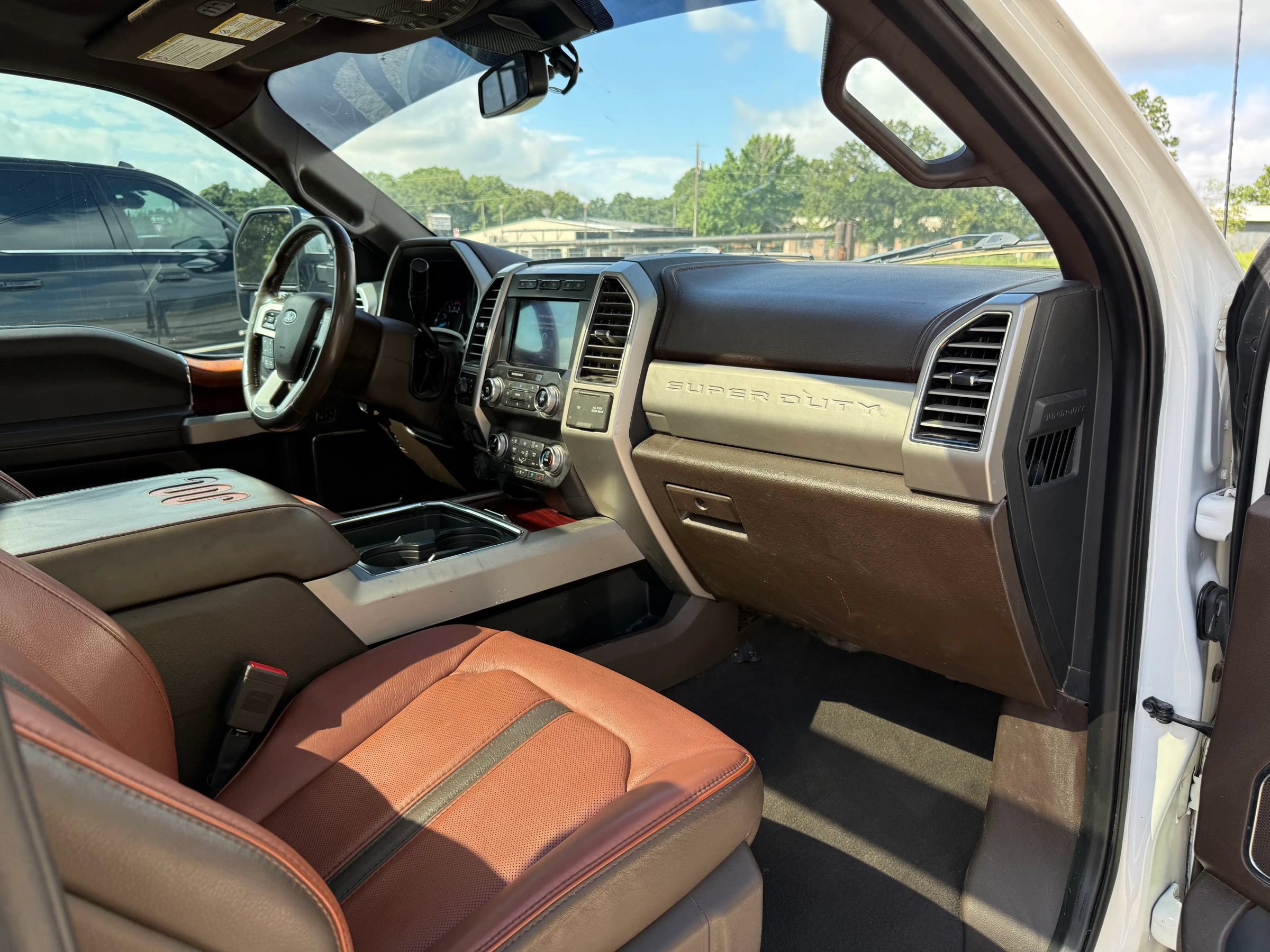 Used 2020 Ford F450 King Ranch w/ King Ranch Ultimate Package AWD/4WD image 12