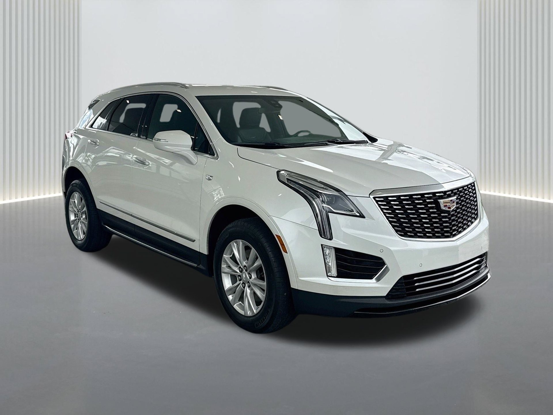 Certified 2022 Cadillac XT5 Luxury FWD image 9