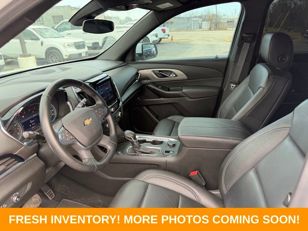 Used 2023 Chevrolet Traverse LT image 8
