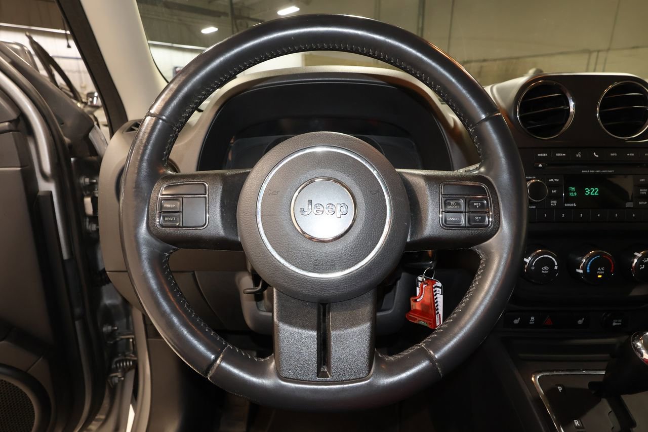 Used 2016 Jeep Patriot Sport w/ Power Value Group image 7