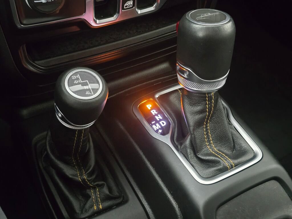 Used 2022 Jeep Gladiator Overland image 36