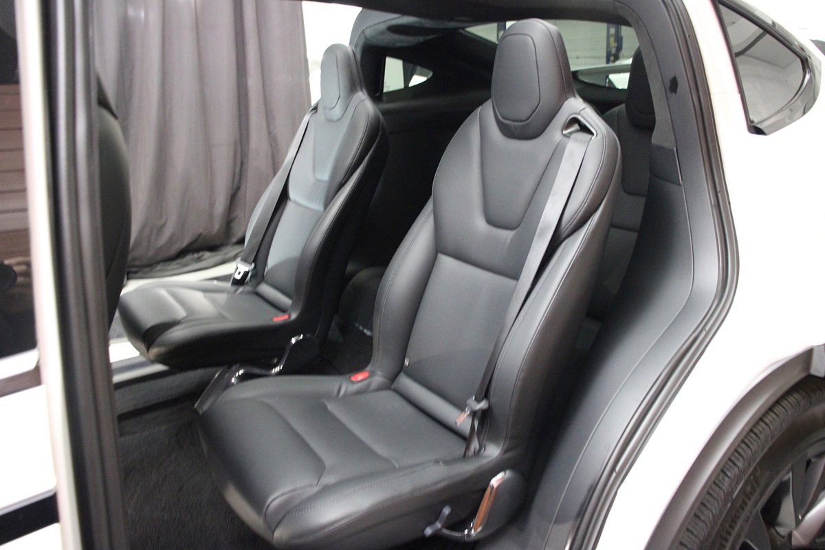 Used 2023 Tesla Model X AWD/4WD image 33