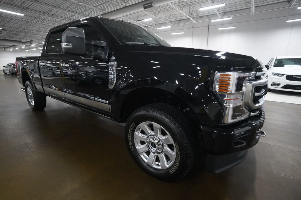 Used 2022 Ford F350 Platinum w/ FX4 Off-Road Package AWD/4WD image 36