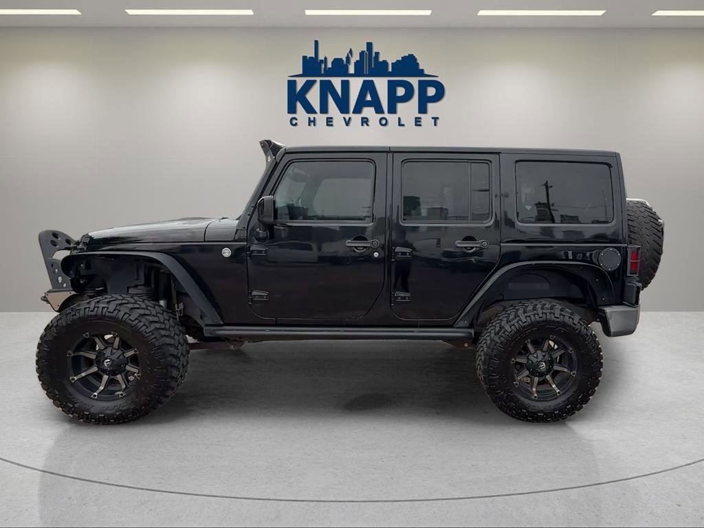 Used 2015 Jeep Wrangler Unlimited Sahara AWD/4WD image 2