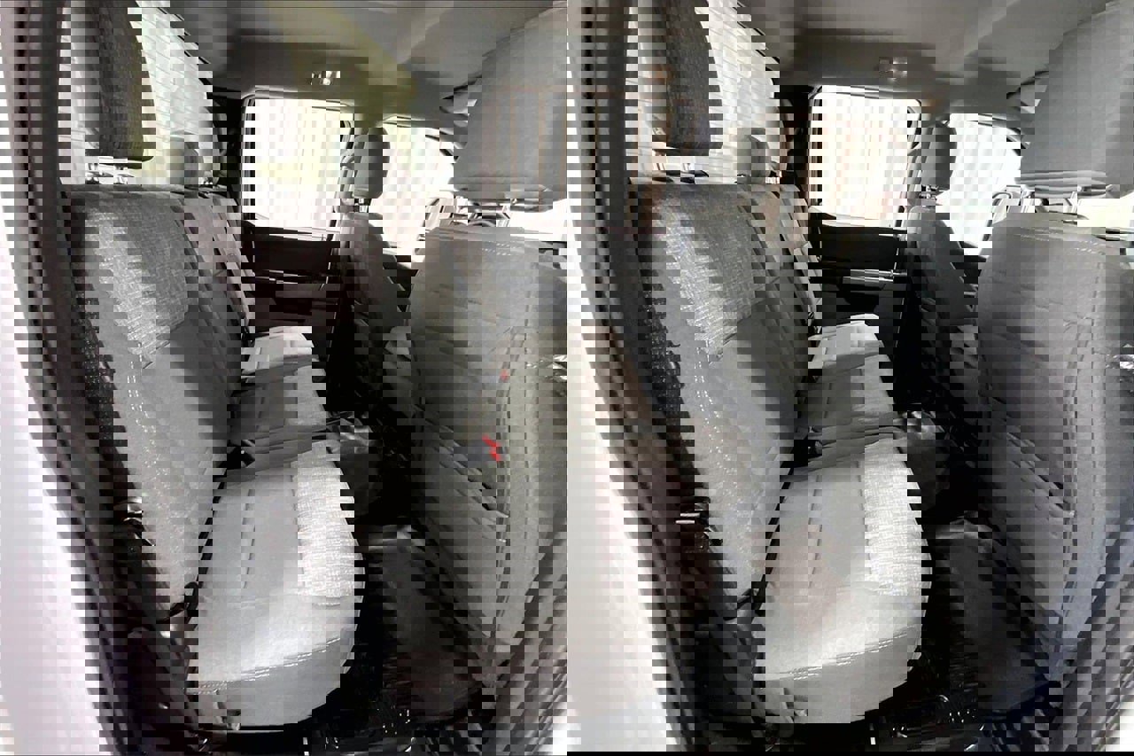 Used 2023 Ford F250 XLT w/ FX4 Off-Road Package image 20