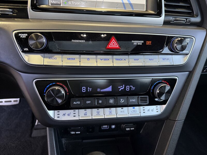 Used 2019 Hyundai Sonata Limited image 18