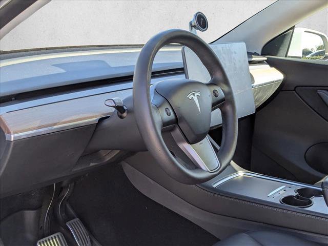 Used 2021 Tesla Model Y Long Range image 2
