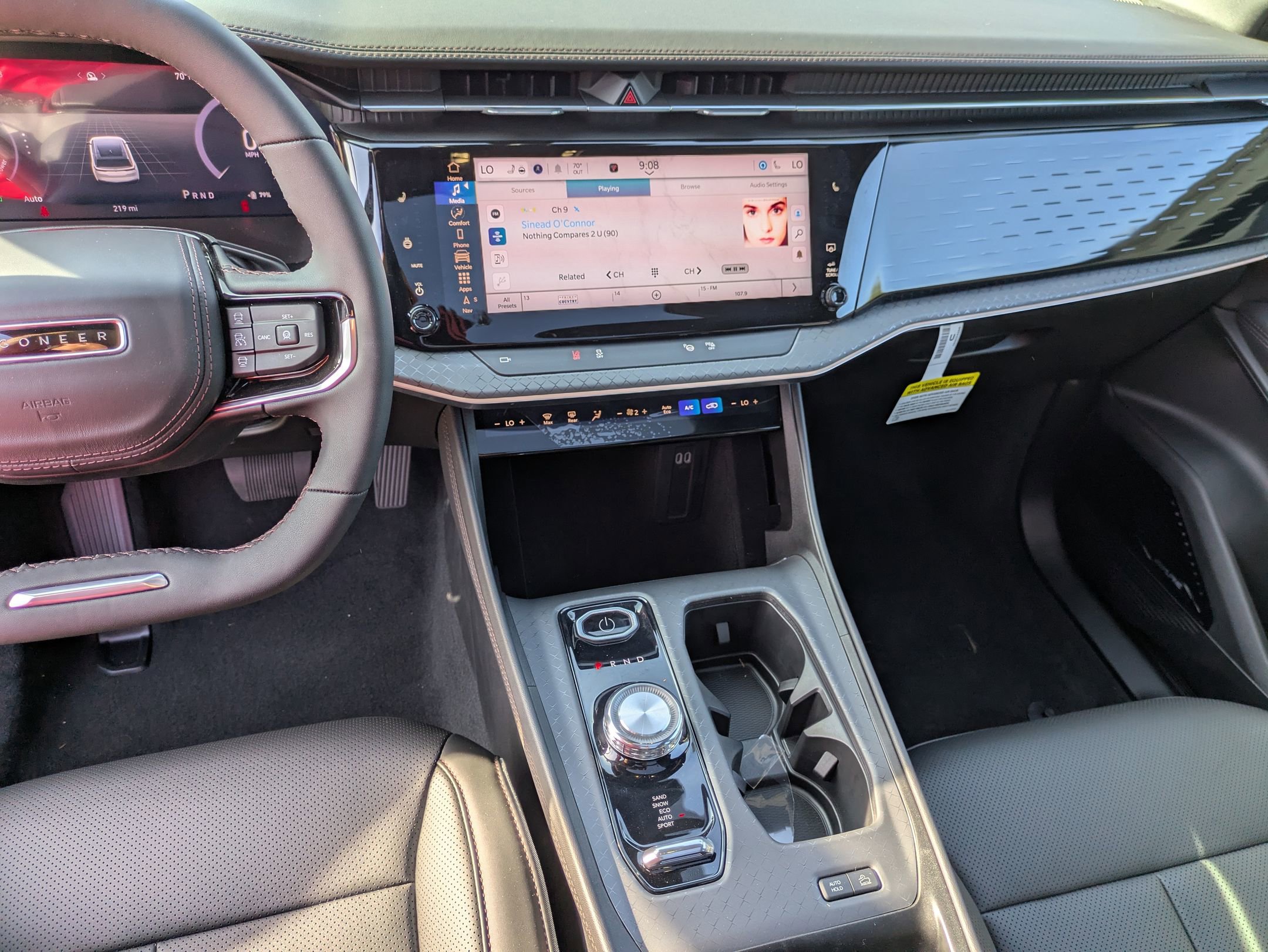 Used 2025 Jeep Wagoneer Limited image 22