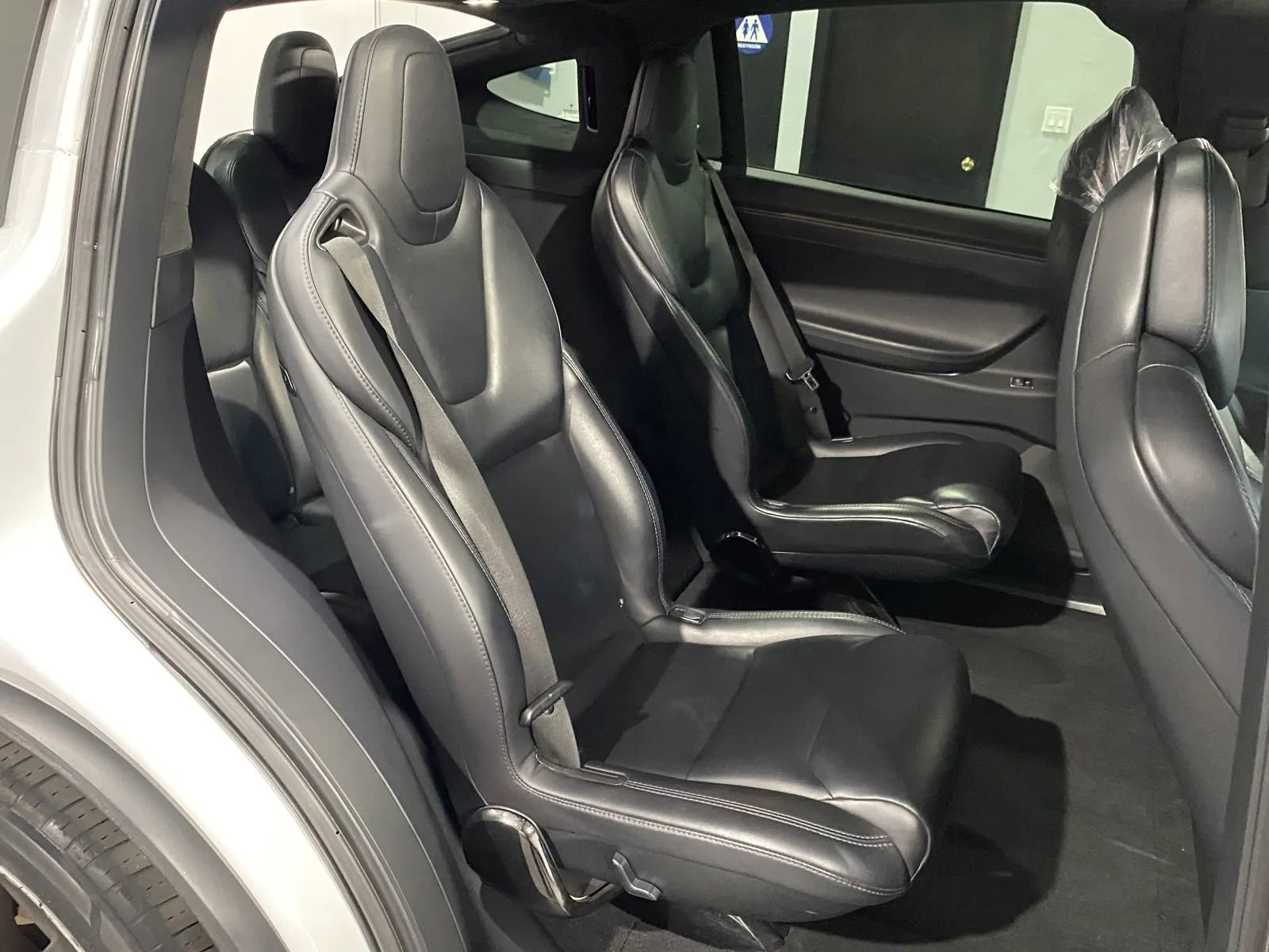 Used 2018 Tesla Model X 75D image 7