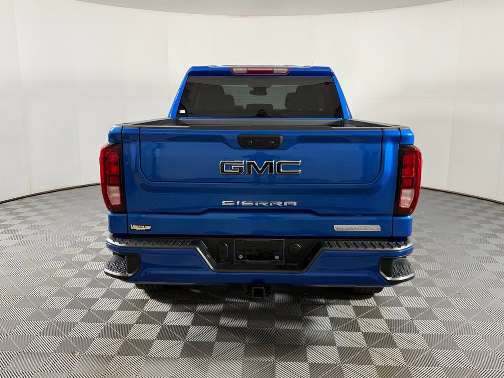 Used 2022 GMC Sierra 1500 Elevation w/ LPO, Elevation Black Package image 9