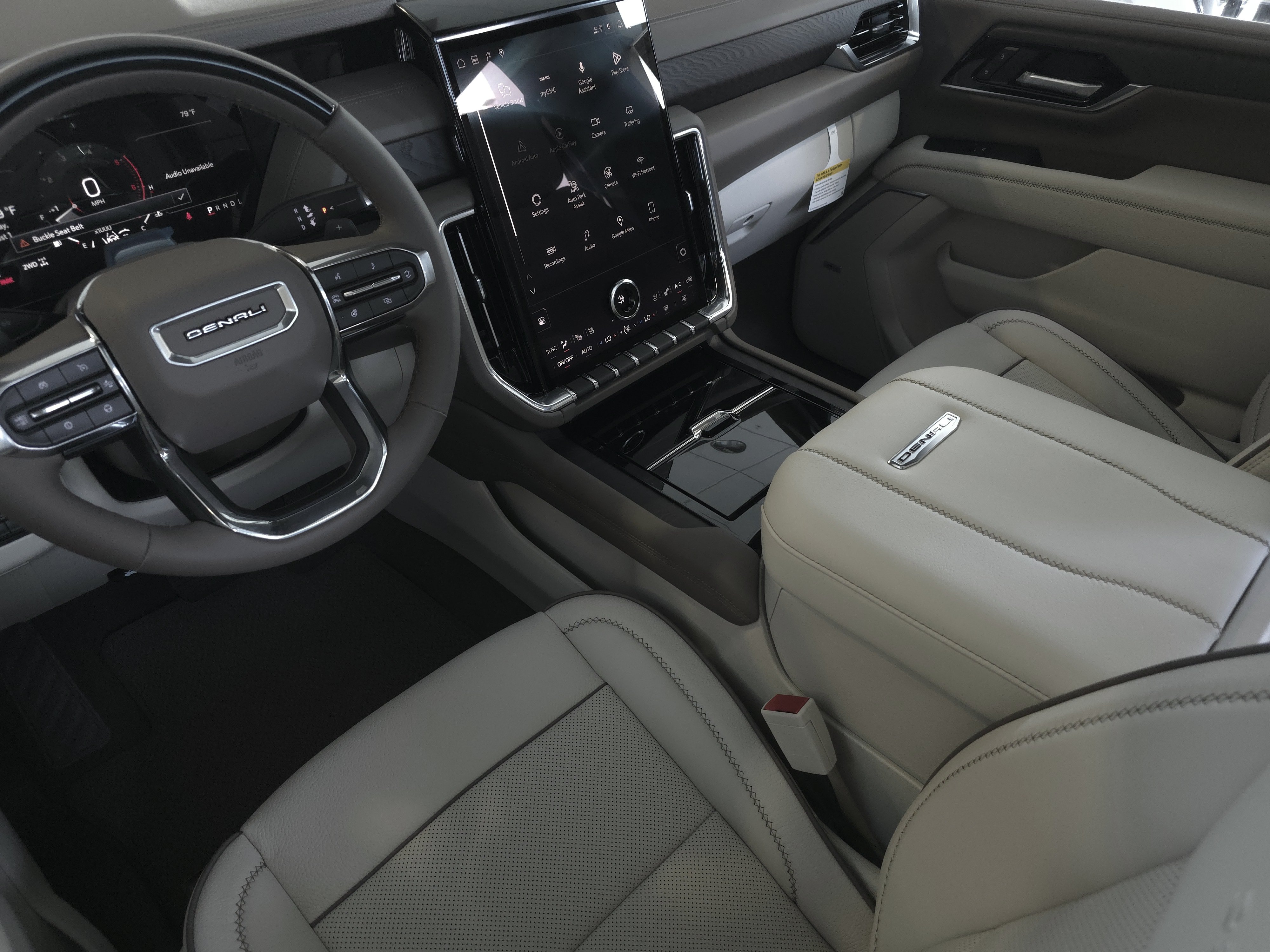 New 2026 GMC Yukon XL Denali w/ Denali Reserve Package AWD/4WD image 15