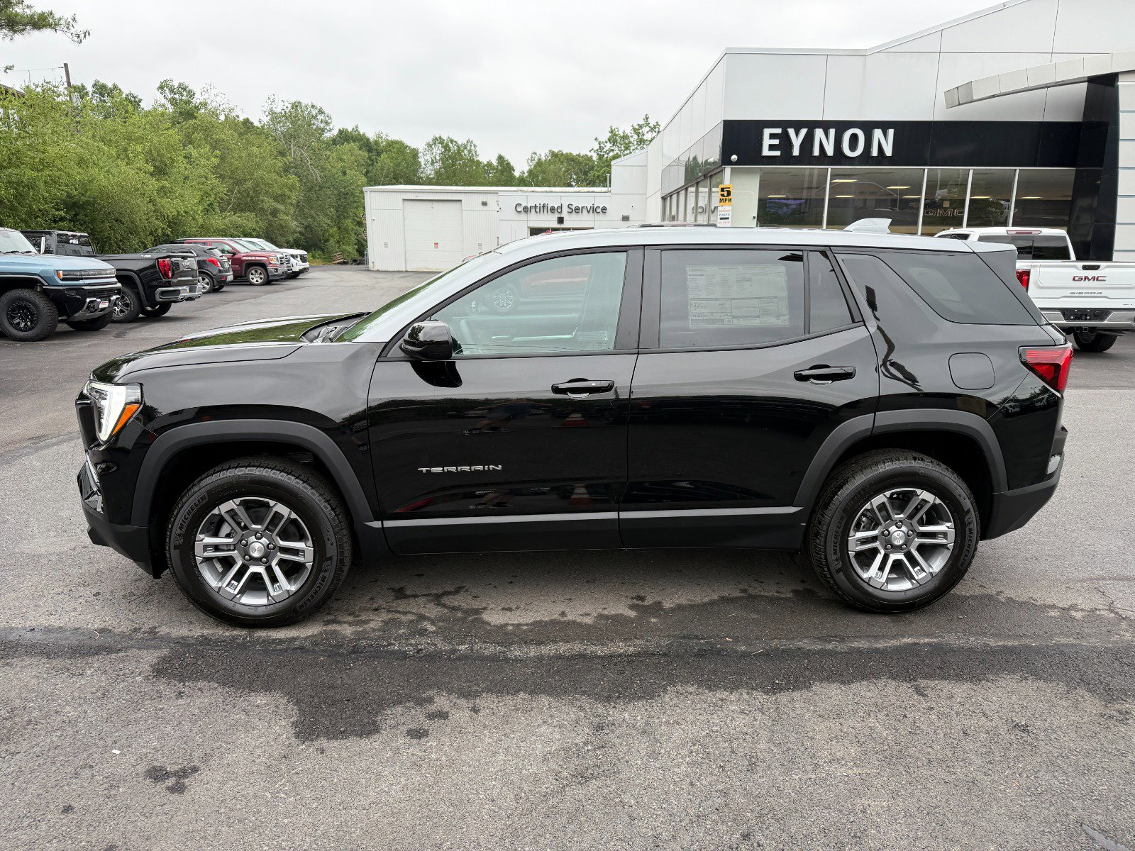 New 2026 GMC Terrain Elevation w/ LPO, Floor Liner Package image 2