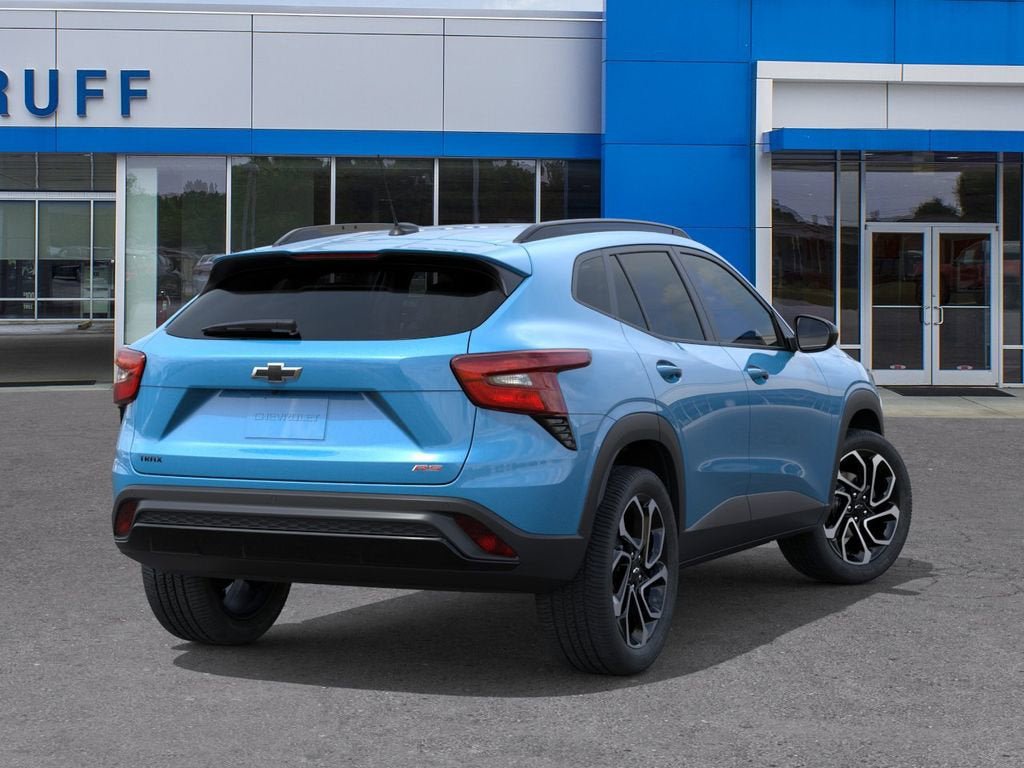 New 2026 Chevrolet Trax RS w/ Sunroof Package FWD image 4