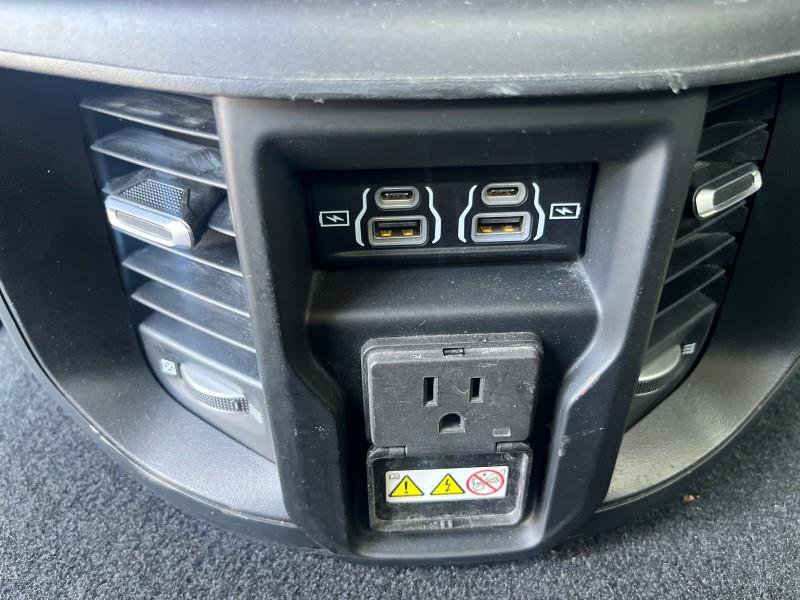 Used 2024 RAM 2500 Laramie w/ Cold Weather Group image 35
