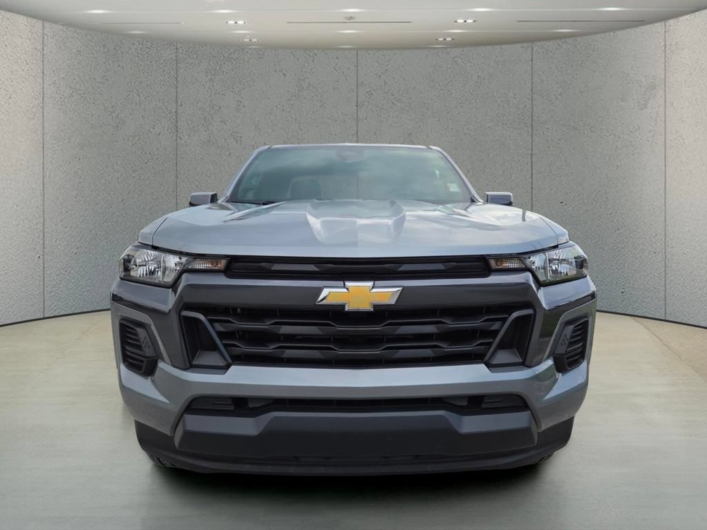 Used 2025 Chevrolet Colorado LT w/ Advanced Trailering Package RWD image 9