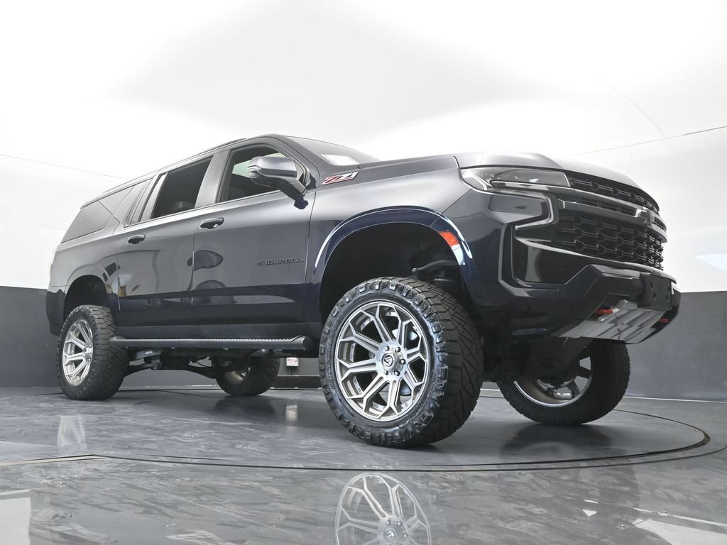 Used 2022 Chevrolet Suburban Z71 w/ Luxury Package AWD/4WD image 77