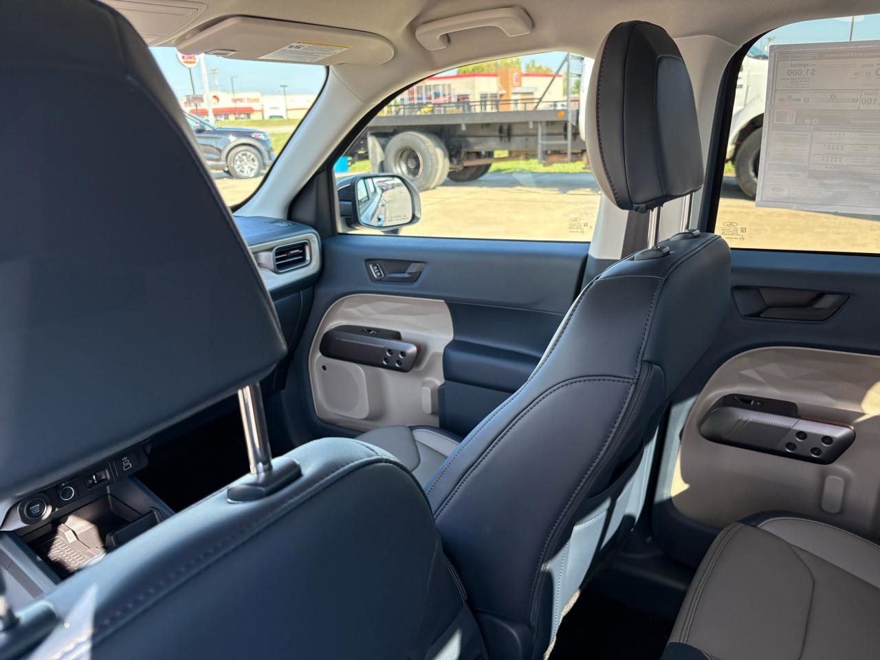 New 2025 Ford Maverick Lariat w/ 4K Tow Package image 30