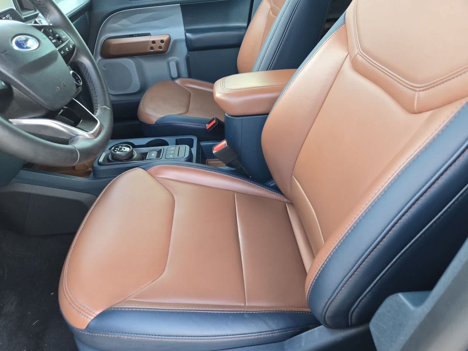 Used 2023 Ford Maverick Lariat FWD image 14