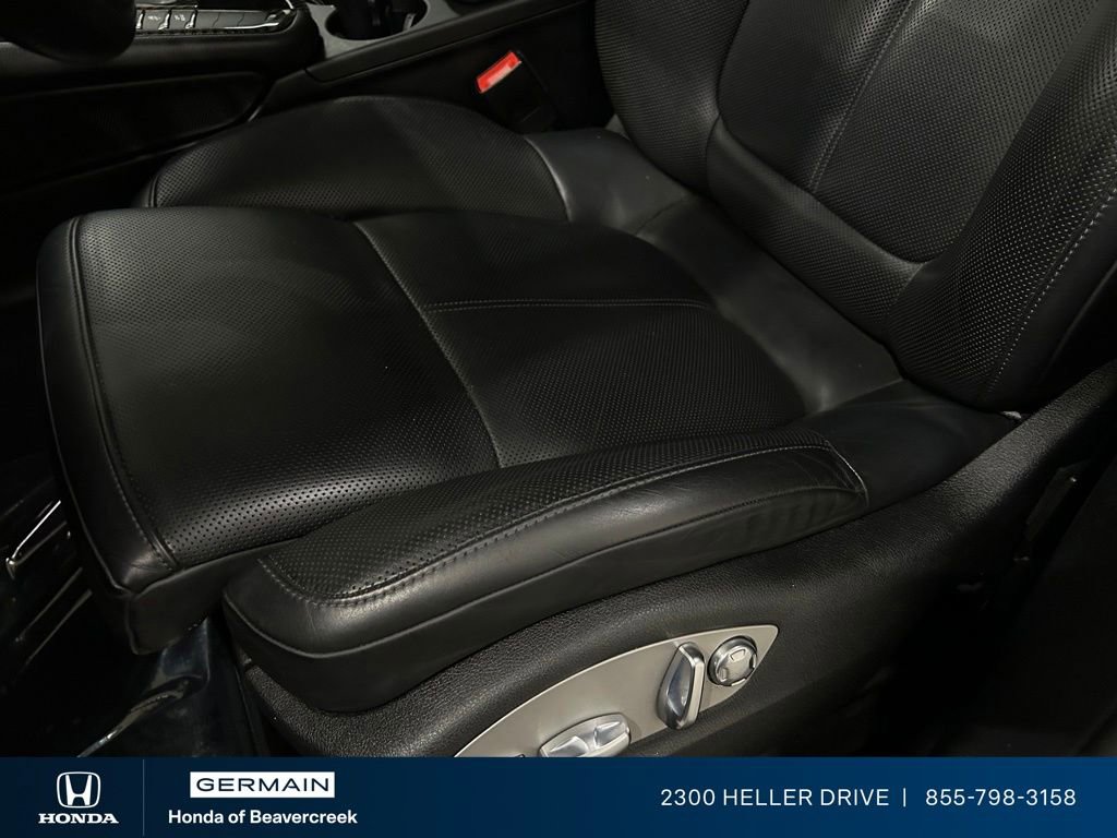 Used 2020 Porsche Macan AWD/4WD image 19
