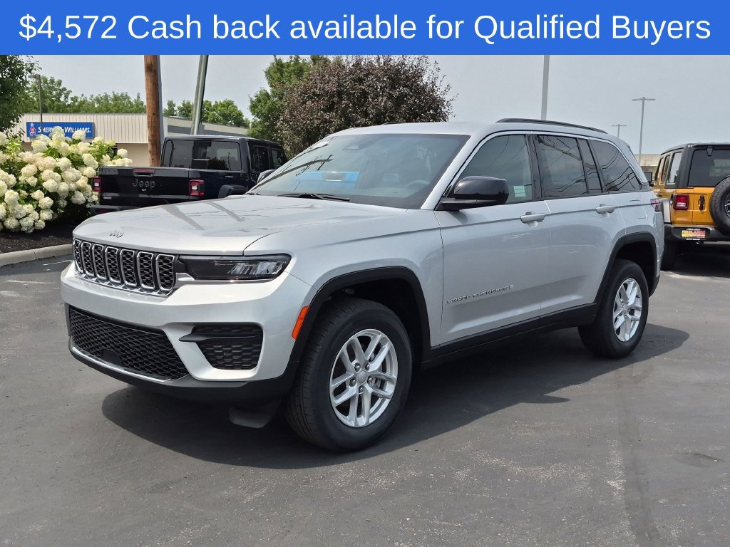 New 2026 Jeep Grand Cherokee Laredo X AWD/4WD image 8