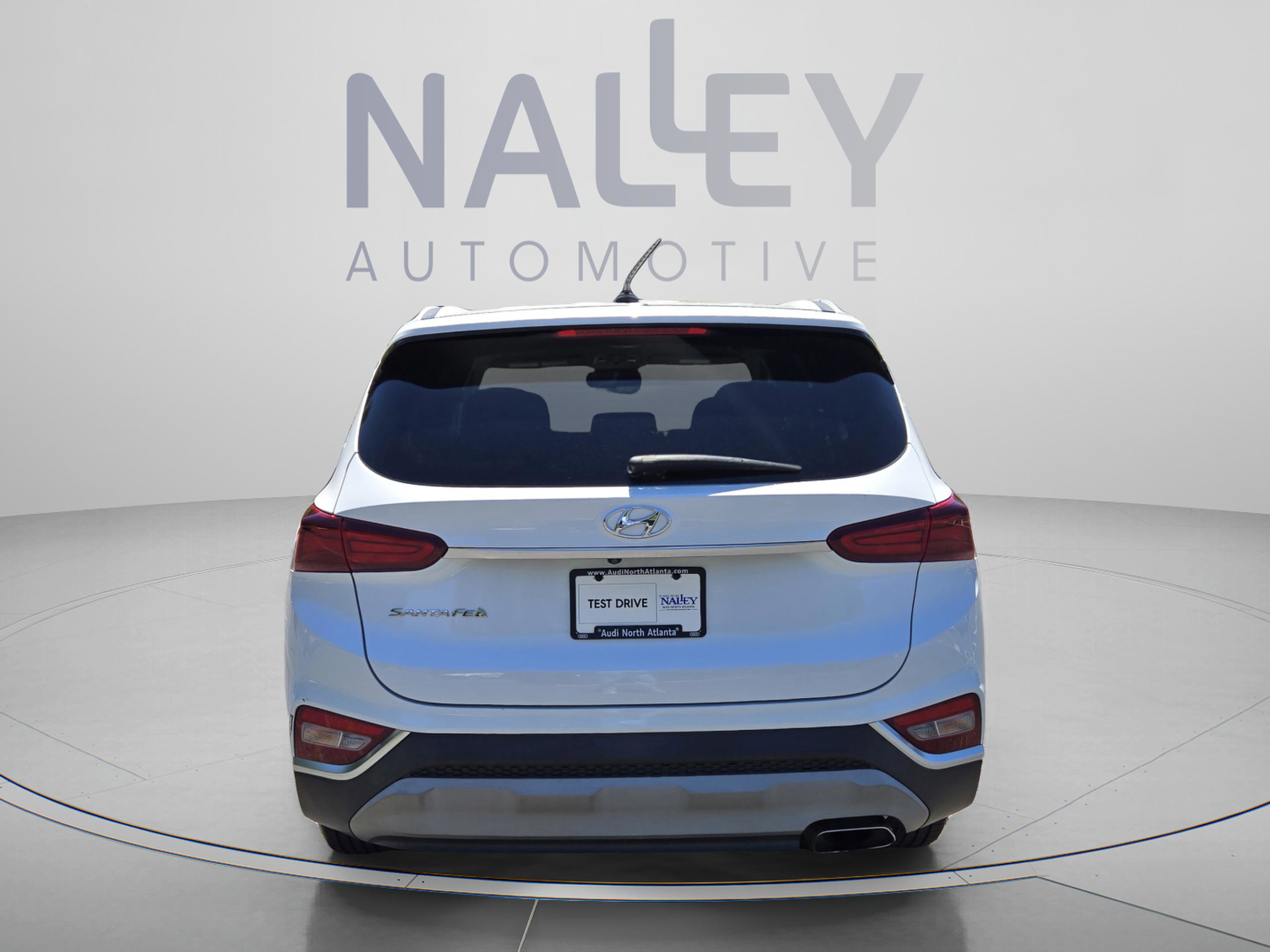 Used 2019 Hyundai Santa Fe SE FWD image 4