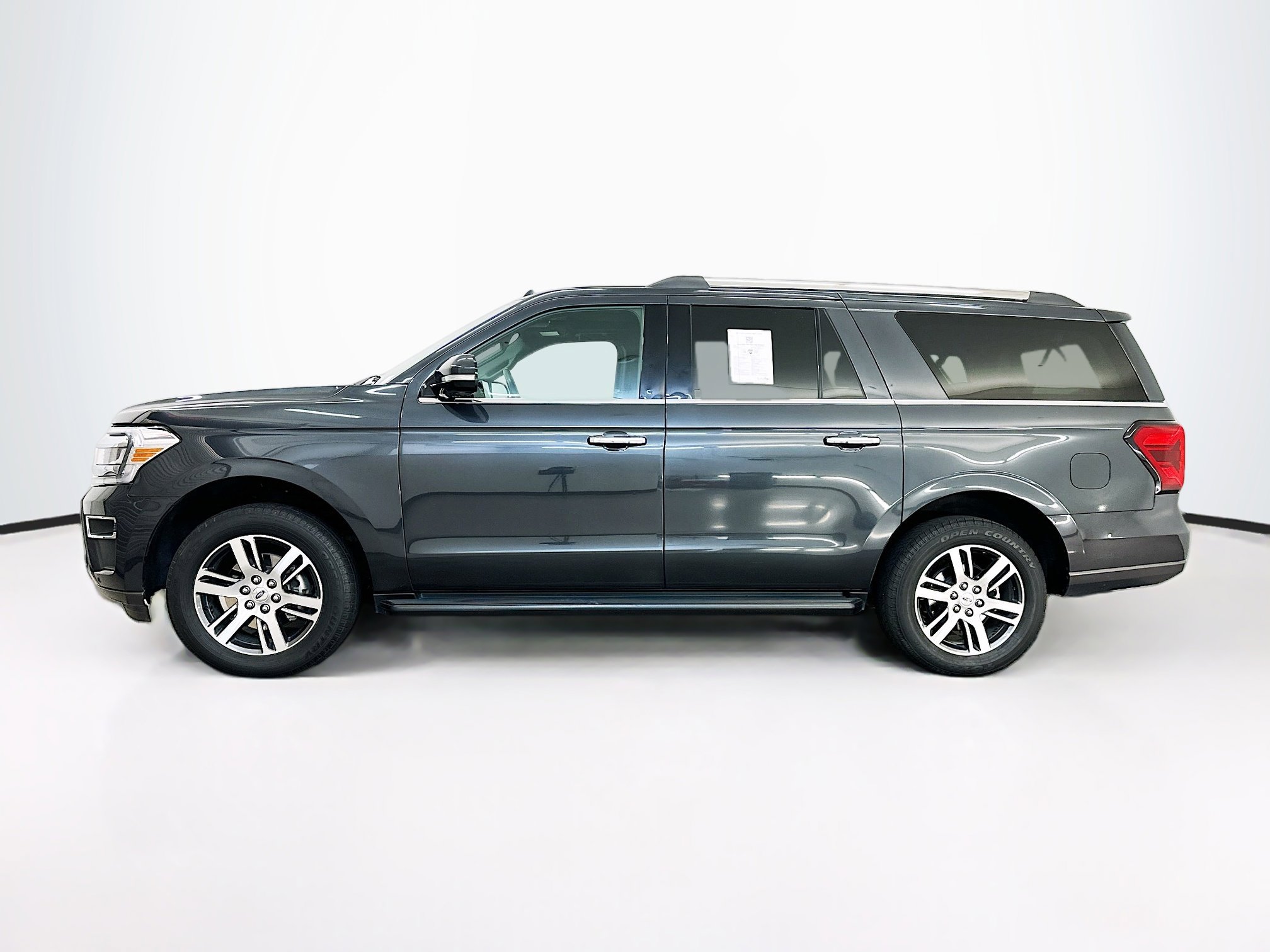 Used 2024 Ford Expedition Max Limited image 4