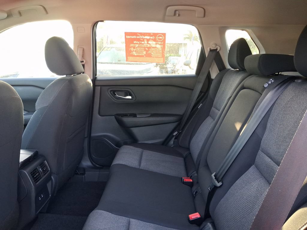 Used 2026 Nissan Rogue SV FWD image 17